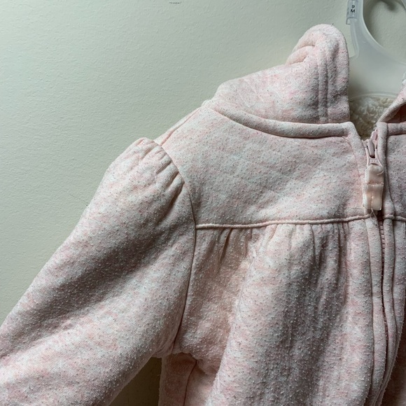 4/30$ Carter’s teddy sweatshirt 18months - Picture 3 of 5